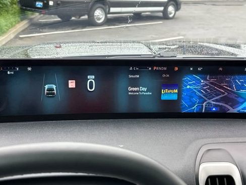 Used 2025 Ford Expedition Max Active image 24