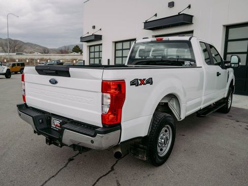 Used 2022 Ford F250 XL w/ Power Equipment Group image 7