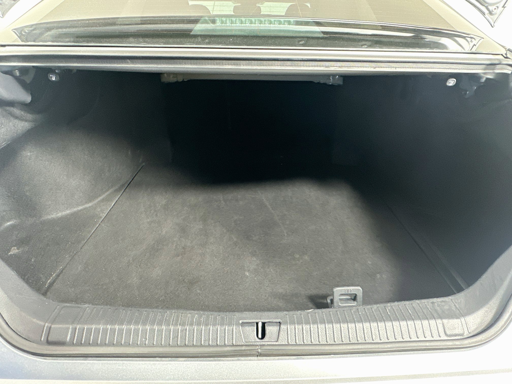 Used 2021 Toyota Avalon XLE FWD image 27