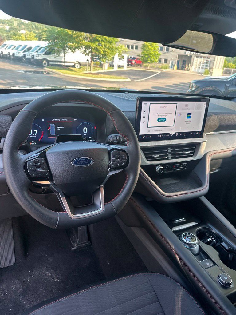 Certified 2025 Ford Explorer ST-Line AWD/4WD image 13