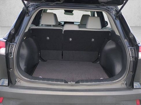 Used 2023 Toyota Corolla Cross L FWD image 6