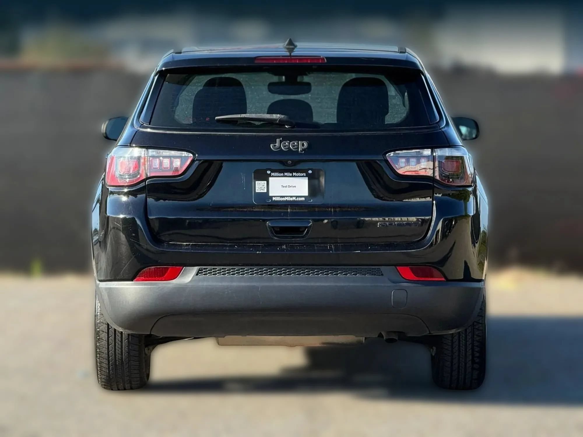 Used 2020 Jeep Compass Sport w/ Tech Group FWD image 4