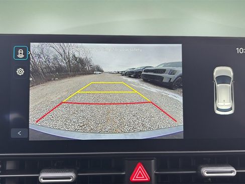 Certified 2025 Hyundai Ioniq 5 SE image 18