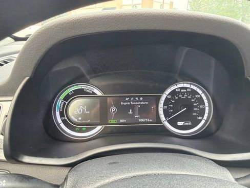 Used 2019 Kia Niro LX FWD image 24
