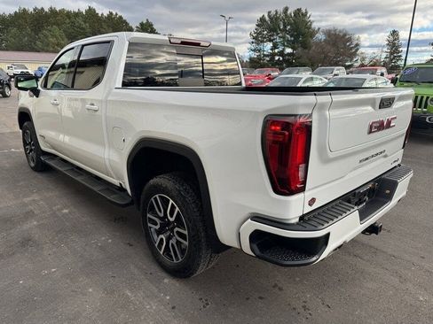 Used 2021 GMC Sierra 1500 AT4 w/ AT4 Preferred Package AWD/4WD image 5