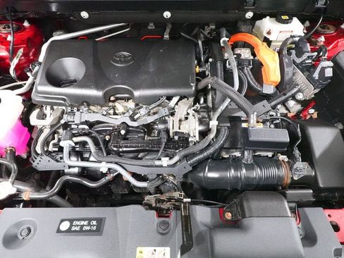 Used 2021 Toyota RAV4 XLE w/ Convenience Package AWD/4WD image 35