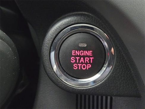 Certified 2024 Subaru Crosstrek 2.5i Limited w/ Crosstrek Mirror Package image 27