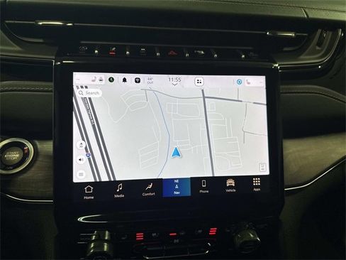 Used 2023 Jeep Grand Cherokee Overland image 12