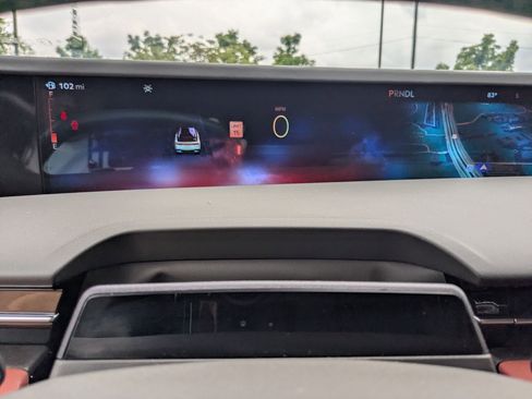 Used 2024 Lincoln Nautilus Black Label image 14