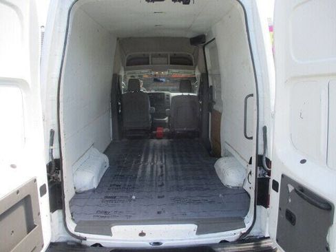 Used 2016 Nissan NV 2500 S image 7