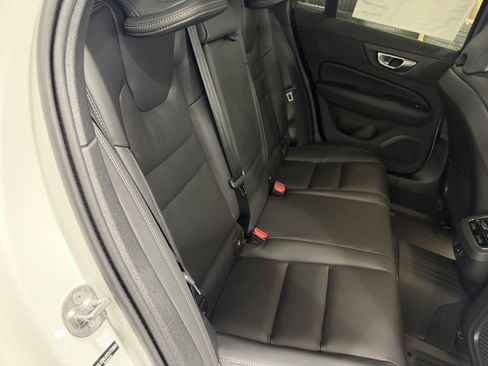 New 2026 Volvo V60 B5 Cross Country Ultra w/ Climate Package image 32