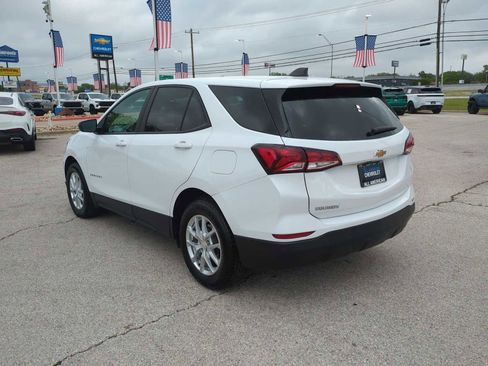 Used 2022 Chevrolet Equinox LS w/ LS Convenience Package FWD image 6