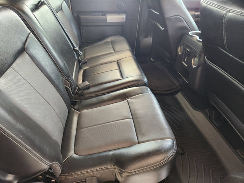 Used 2015 Ford F250 Lariat w/ Lariat Interior Package AWD/4WD image 33