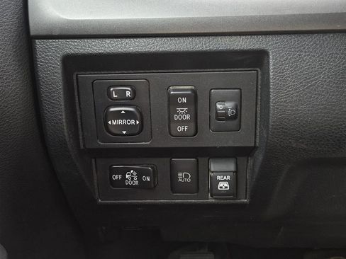Used 2021 Toyota Tundra SR5 w/ Trail Edition AWD/4WD image 16
