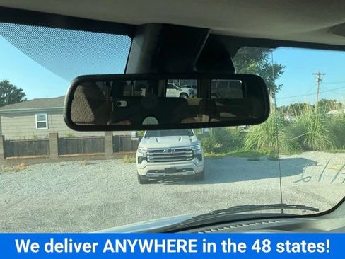 New 2026 Chevrolet Express 3500 LT w/ LT Preferred Equipment Group RWD image 21