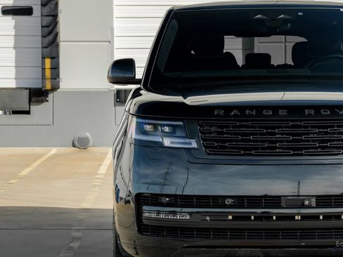 Used 2024 Land Rover Range Rover SE image 30