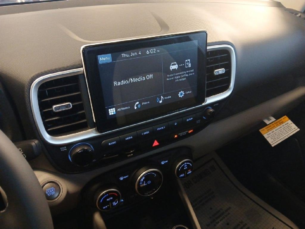 New 2026 Hyundai Venue SEL FWD image 14