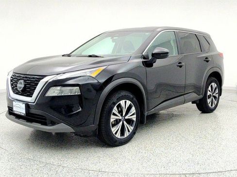 Used 2023 Nissan Rogue SV image 1