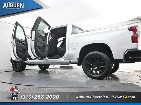 Used 2025 Chevrolet Silverado 1500 LT Trail Boss AWD/4WD image 38
