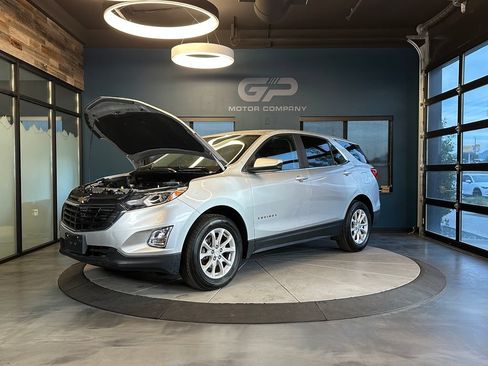 Used 2021 Chevrolet Equinox LT AWD/4WD image 24