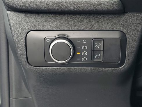 Used 2025 Ford Escape ST-Line image 14