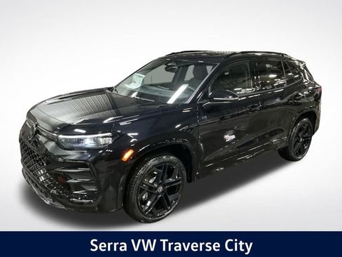 New 2026 Volkswagen Tiguan SE R-Line AWD/4WD image 1