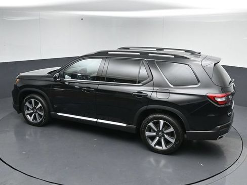 Used 2025 Honda Pilot Touring image 49