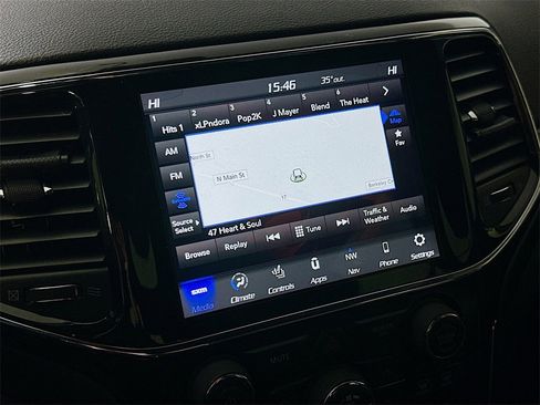 Used 2020 Jeep Grand Cherokee Altitude image 24