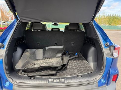 Used 2022 Ford Escape Titanium w/ Titanium Premium Package image 22