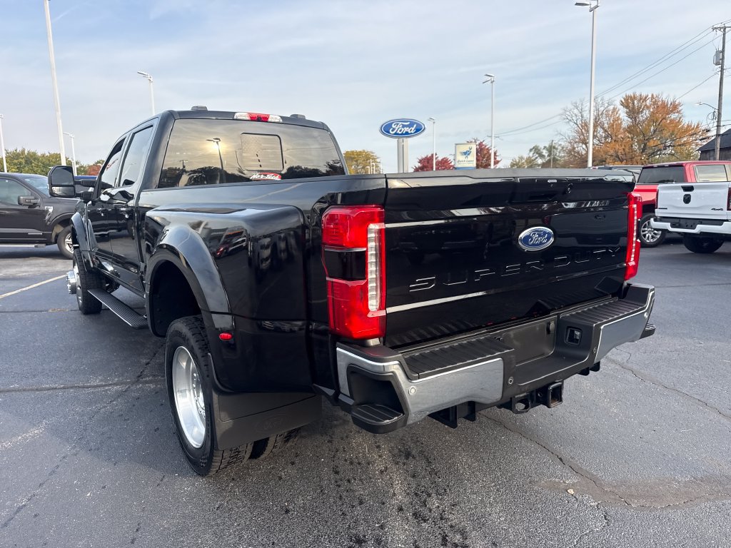 Used 2025 Ford F450 Lariat w/ Lariat Ultimate Package AWD/4WD image 9