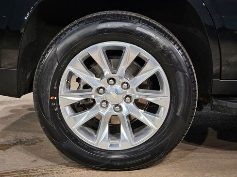 Used 2024 Chevrolet Tahoe Premier image 17