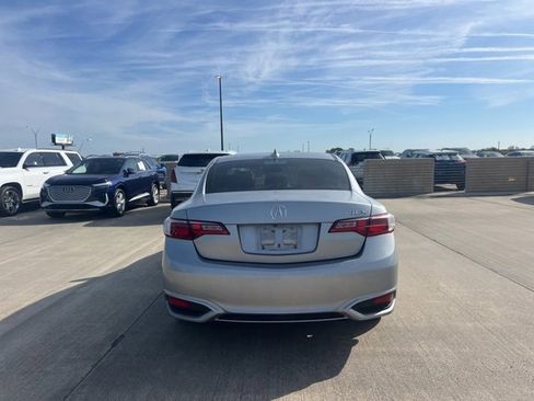 Used 2018 Acura ILX w/ Premium Package image 4