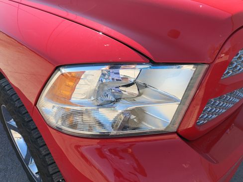 Used 2014 RAM 1500 Express image 4