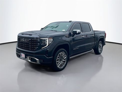 Used 2023 GMC Sierra 1500 Denali Ultimate image 3