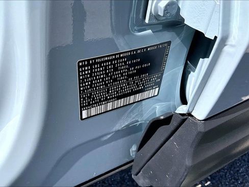Certified 2026 Volkswagen Taos SEL AWD/4WD image 30