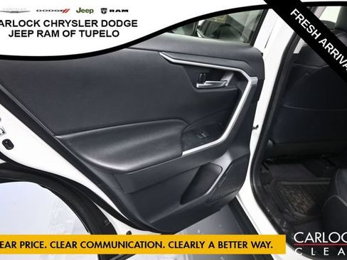 Used 2019 Toyota RAV4 XLE Premium w/ Cold Weather Package FWD image 26
