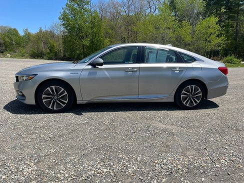 Used 2018 Honda Accord Touring image 6