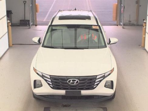 Used 2023 Hyundai Tucson SEL w/ Convenience Package AWD/4WD image 5
