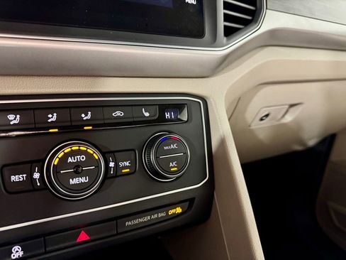 Used 2019 Volkswagen Atlas SE w/ Towing Package image 21