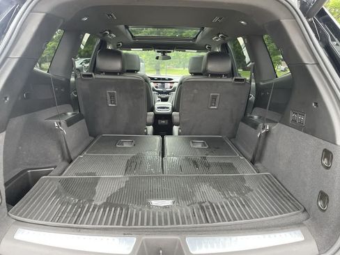 Used 2022 Cadillac XT6 Sport AWD/4WD image 25