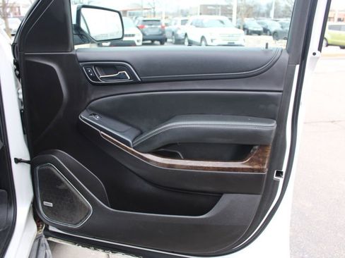 Used 2016 Chevrolet Tahoe LT image 22