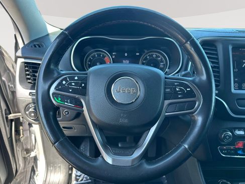 Used 2022 Jeep Cherokee Latitude Lux AWD/4WD image 13