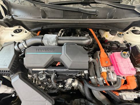 Used 2023 Kia Sportage EX AWD/4WD image 21