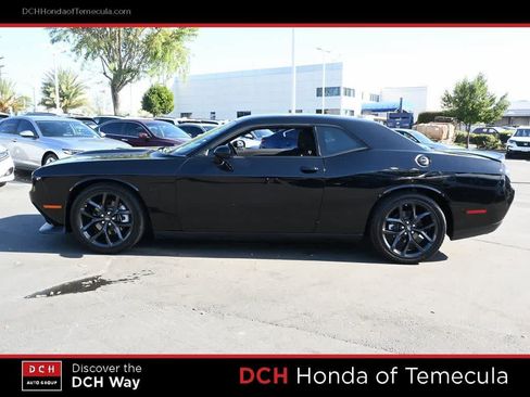 Used 2022 Dodge Challenger R/T w/ Blacktop Package RWD image 4