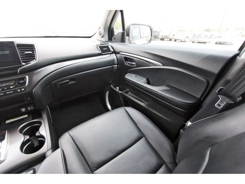 Used 2022 Honda Pilot Special Edition image 11