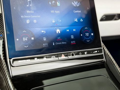 Used 2025 Mercedes-Benz SL 63 AMG 4MATIC image 35