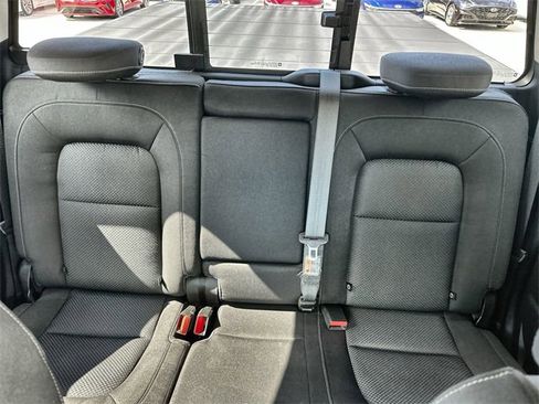 Used 2018 Chevrolet Colorado LT w/ LT Convenience Package image 27