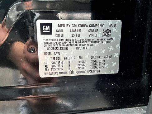 Used 2020 Chevrolet Trax LT w/ LT Convenience Package image 11