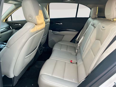 Used 2020 Cadillac XT4 Premium Luxury FWD image 28