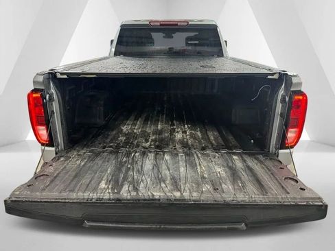 Used 2025 GMC Sierra 1500 SLE w/ Max Trailering Package image 17
